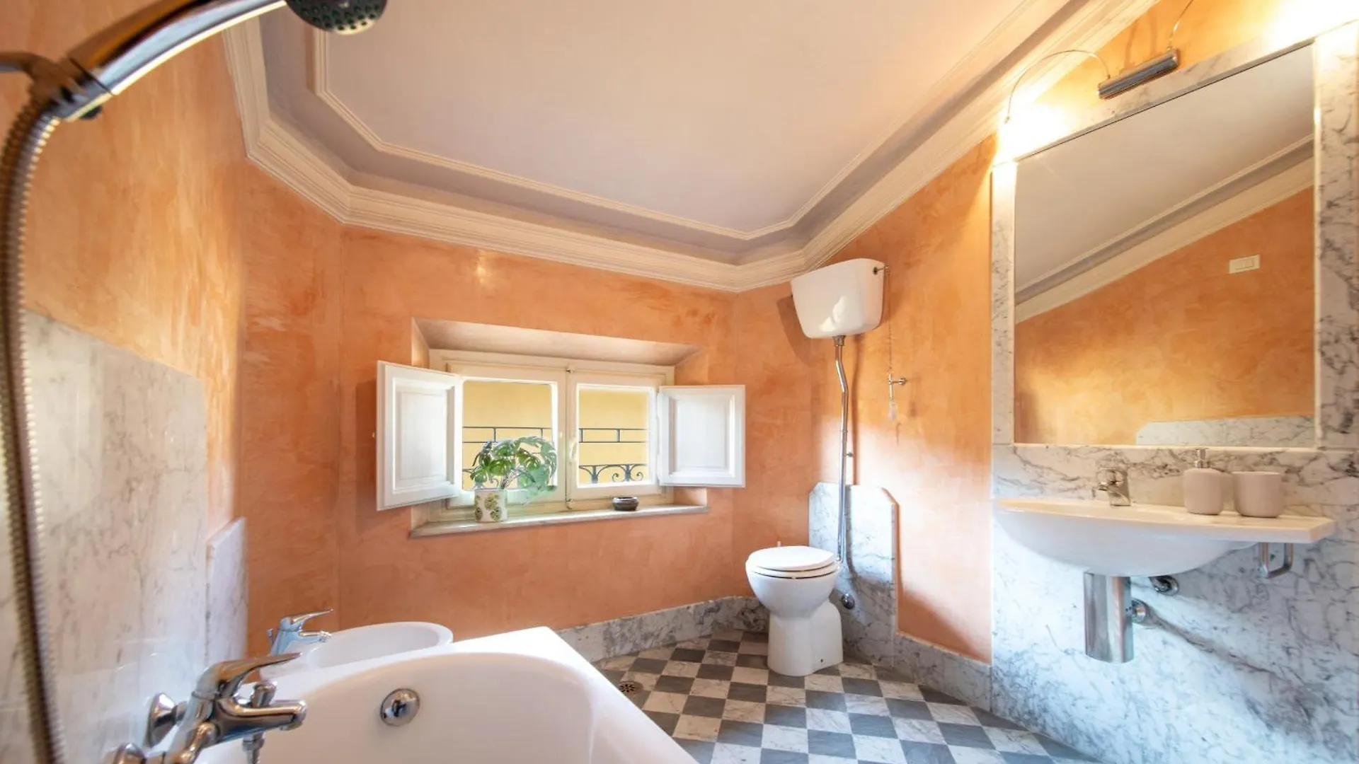 Casa Di Otto In Centro Storico Apartment Lucca